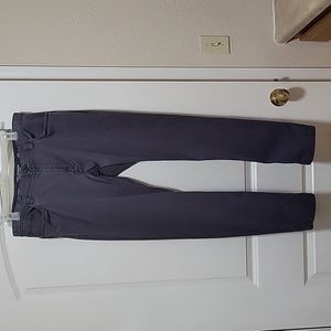 Van Heusen, 30X32 slim, gray.